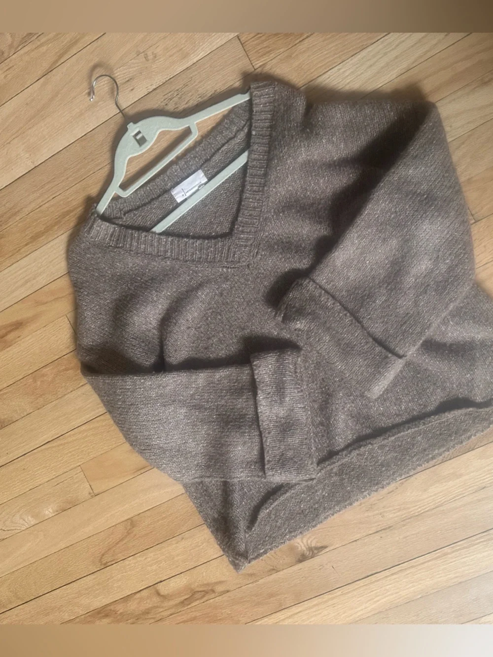 Anthropologie Maggie Bell-Sleeved Sweater - Picture 6 of 10